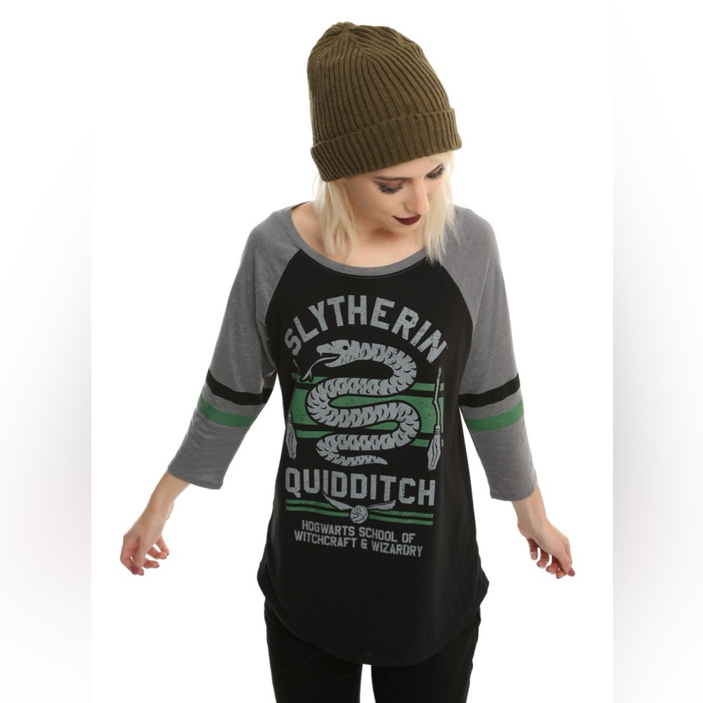 Hot Topic Slytherin Quidditch Long Sleeve Tee - Black and Green